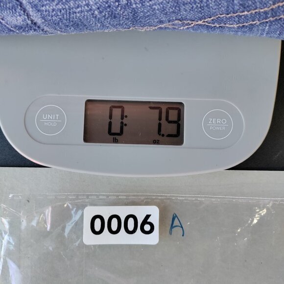 Lucky Brand Riley Short Floral Lace Raw Hem Mid-Rise Wash Denim Size 24 Women - Picture 13 of 13